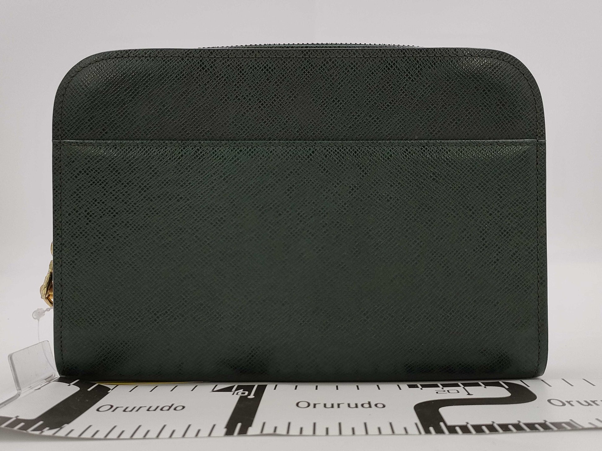 LOUIS VUITTON Taiga M30184 Baikal Second Bag
