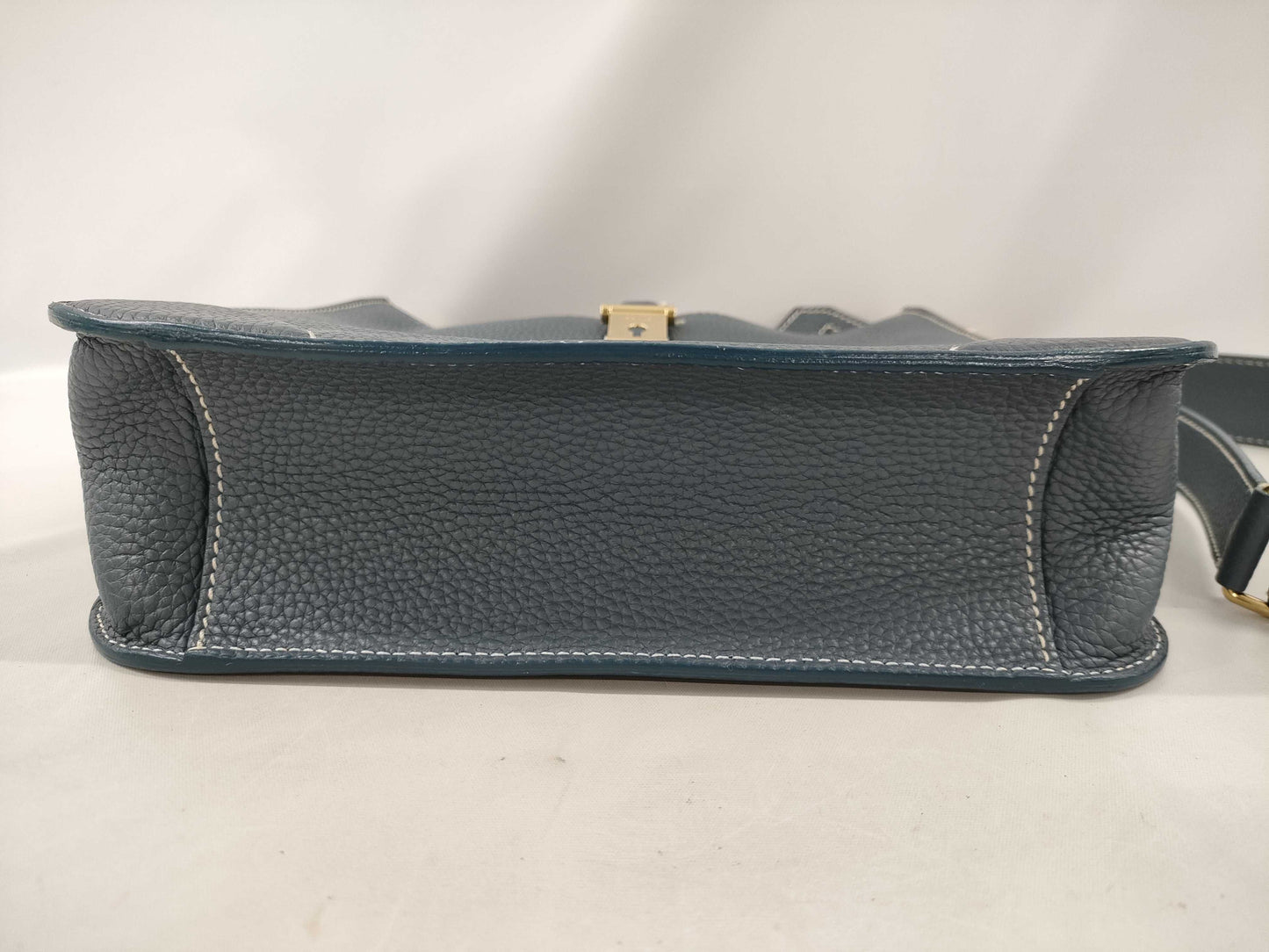 BALLY Leather Shoulder Bag