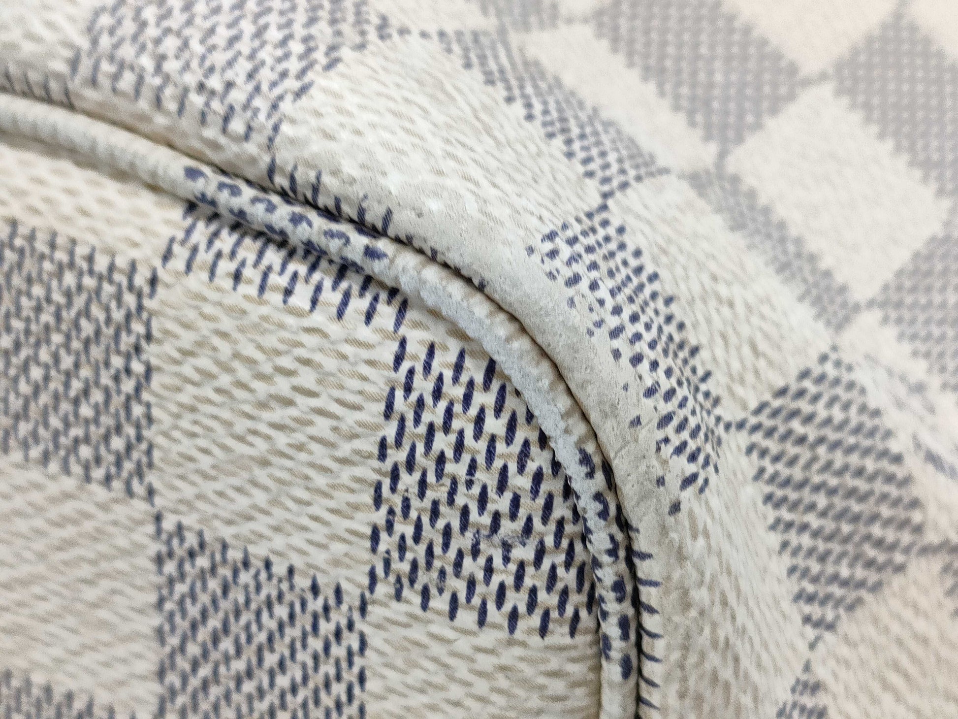 LOUIS VUITTON Damier Azur Neverfull MM Tote Bag