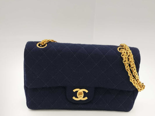 CHANEL Coco motif chain shoulder bag