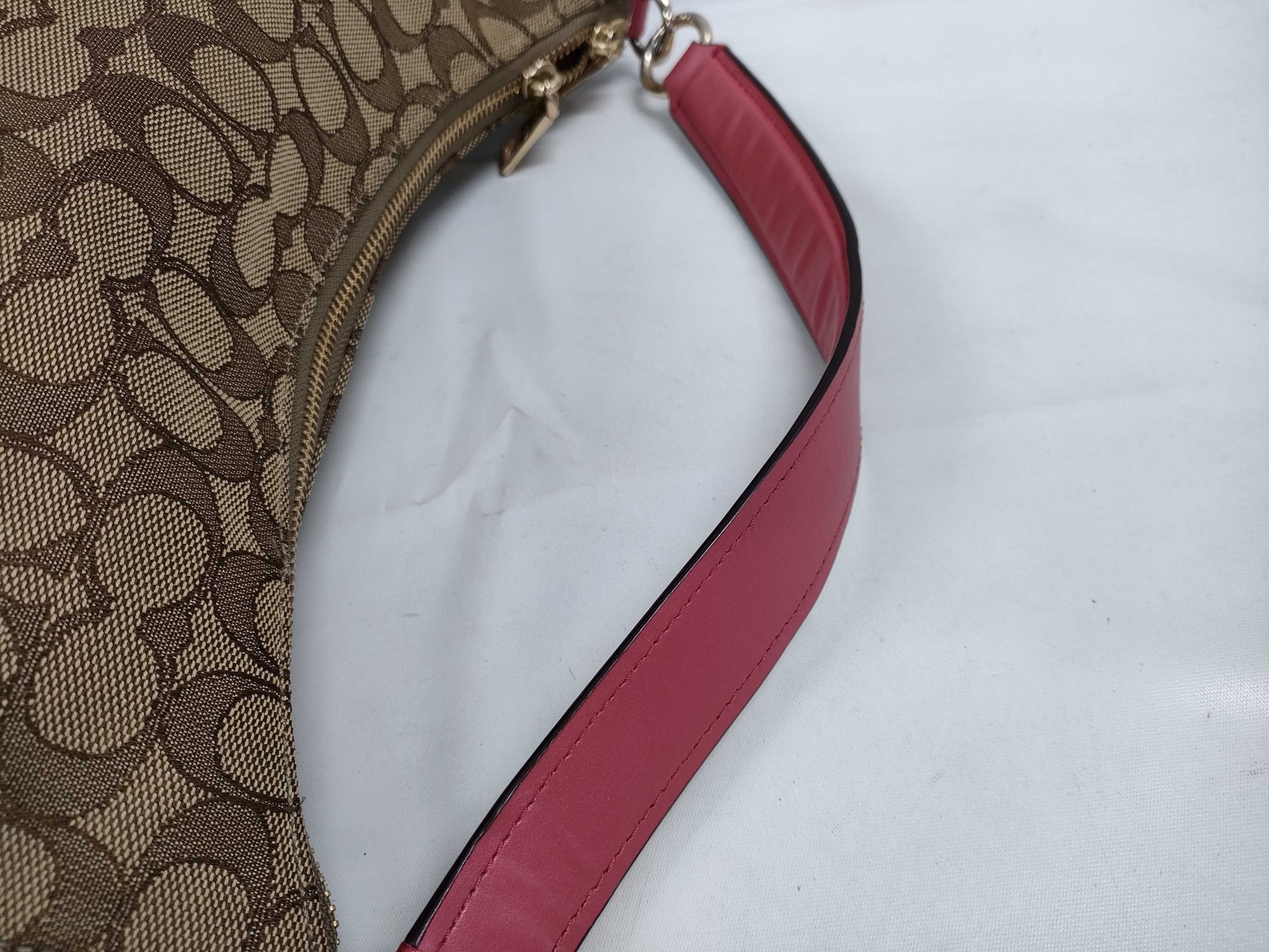 COACH Signature F58284 Shoulder Bag/Handbag