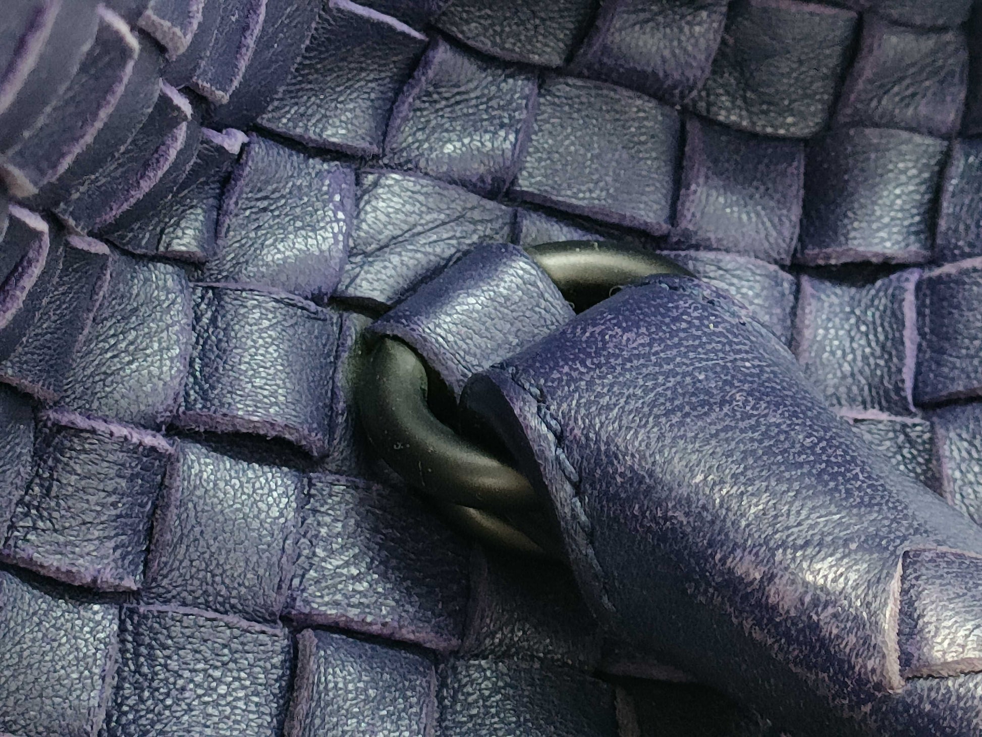 BOTTEGA VENETA Intrecciato 2-Way Boston Bag with Key