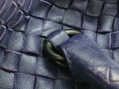 BOTTEGA VENETA Intrecciato 2-Way Boston Bag with Key