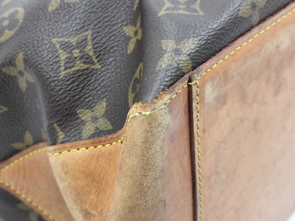 LOUIS VUITTON Monogram Cavallo Alto AR1000 Tote Bag with Bottom Mold and Multiple Amamori