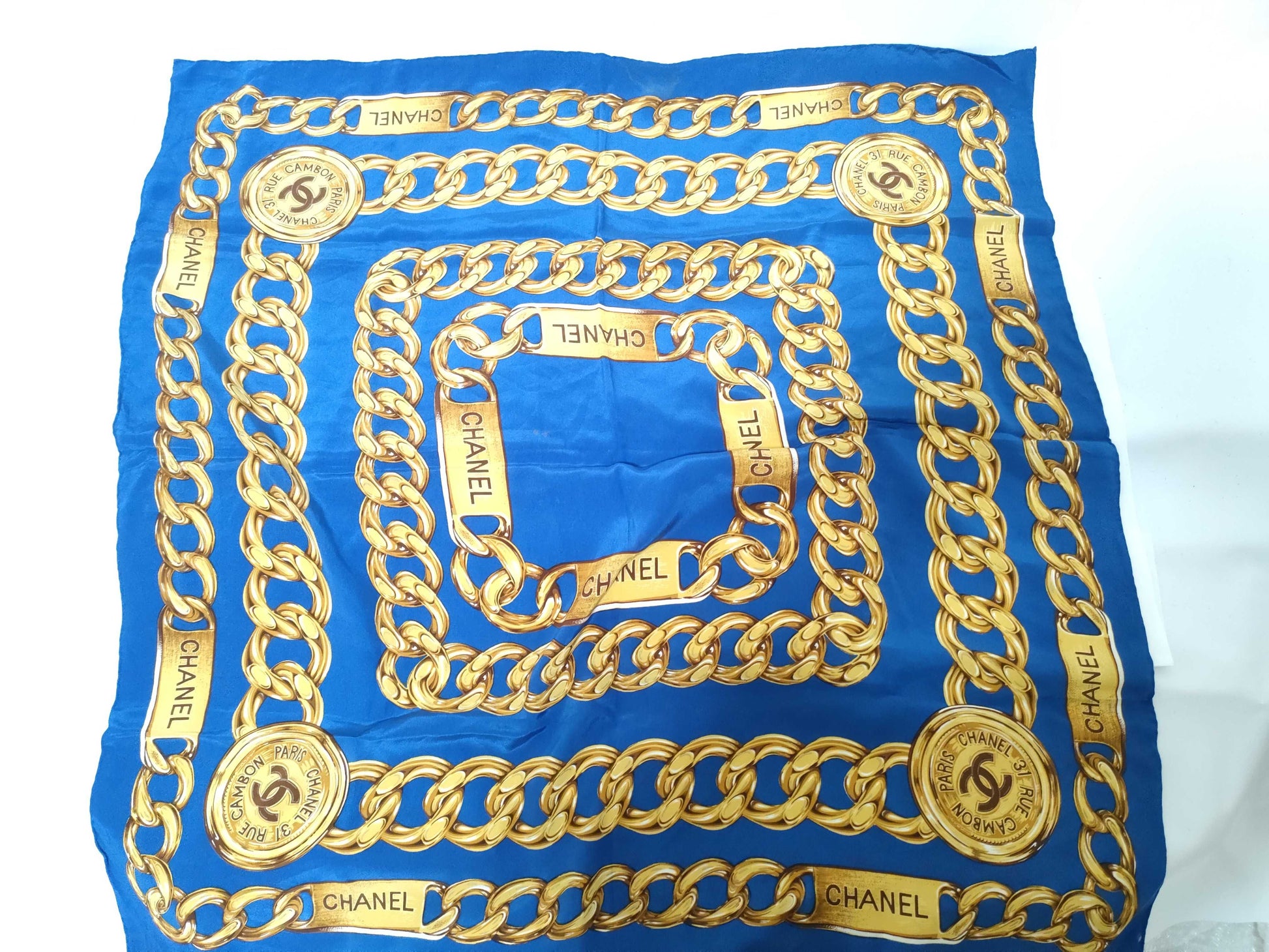 CHANEL Coco Chain Scarf