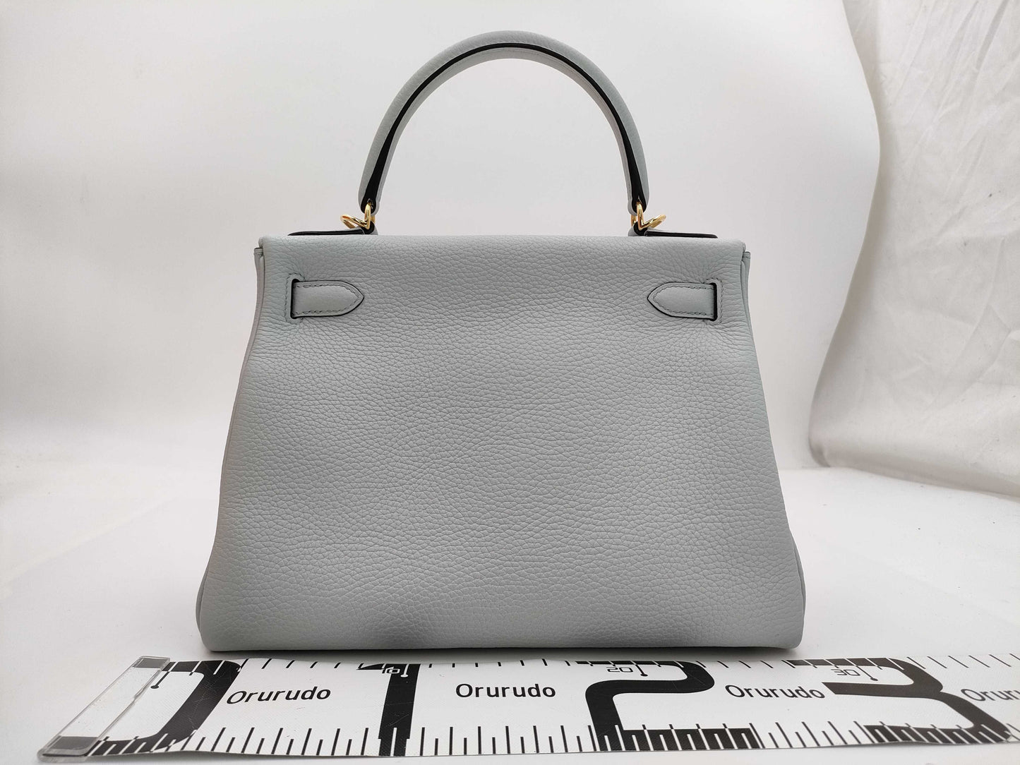 HERMES Kelly 28 handbag, inlaid with blue pale blue, Taurillon Clemence leather, gold hardware, Y stamp
