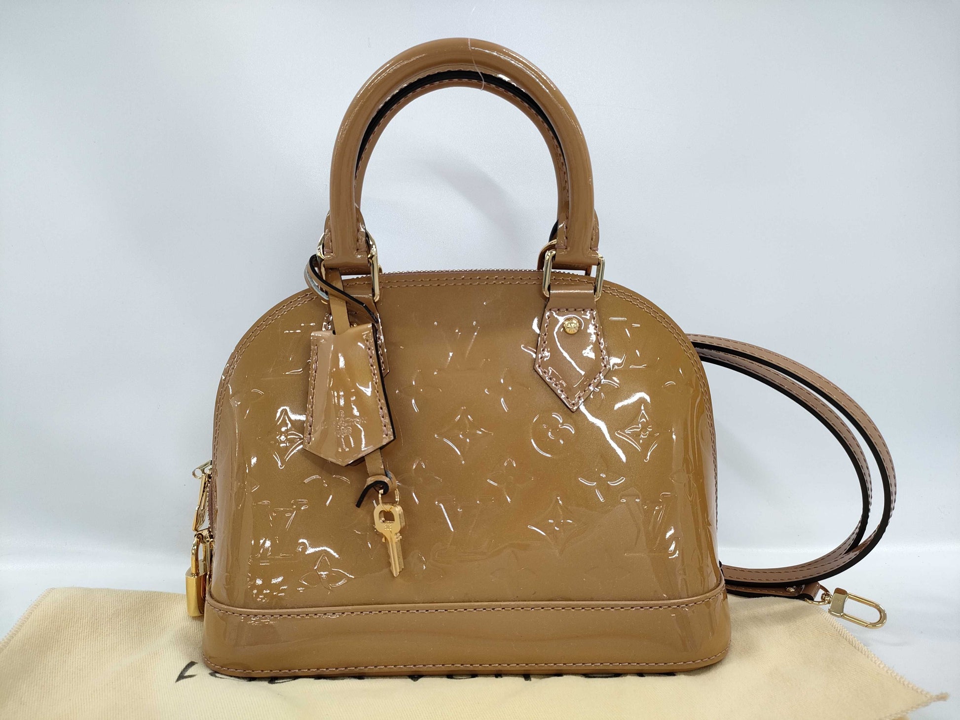 LOUIS VUITTON Vernis Alma BB 2-way handbag
