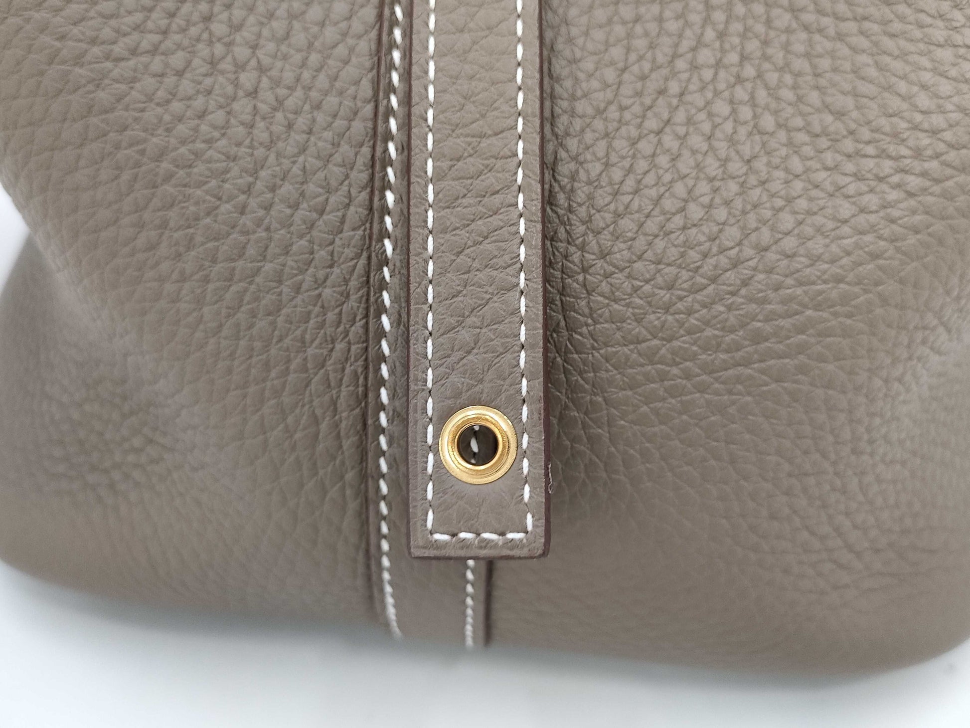HERMES Picotin MM Taurillon Etoupe Gold Hardware W Stamp Handbag