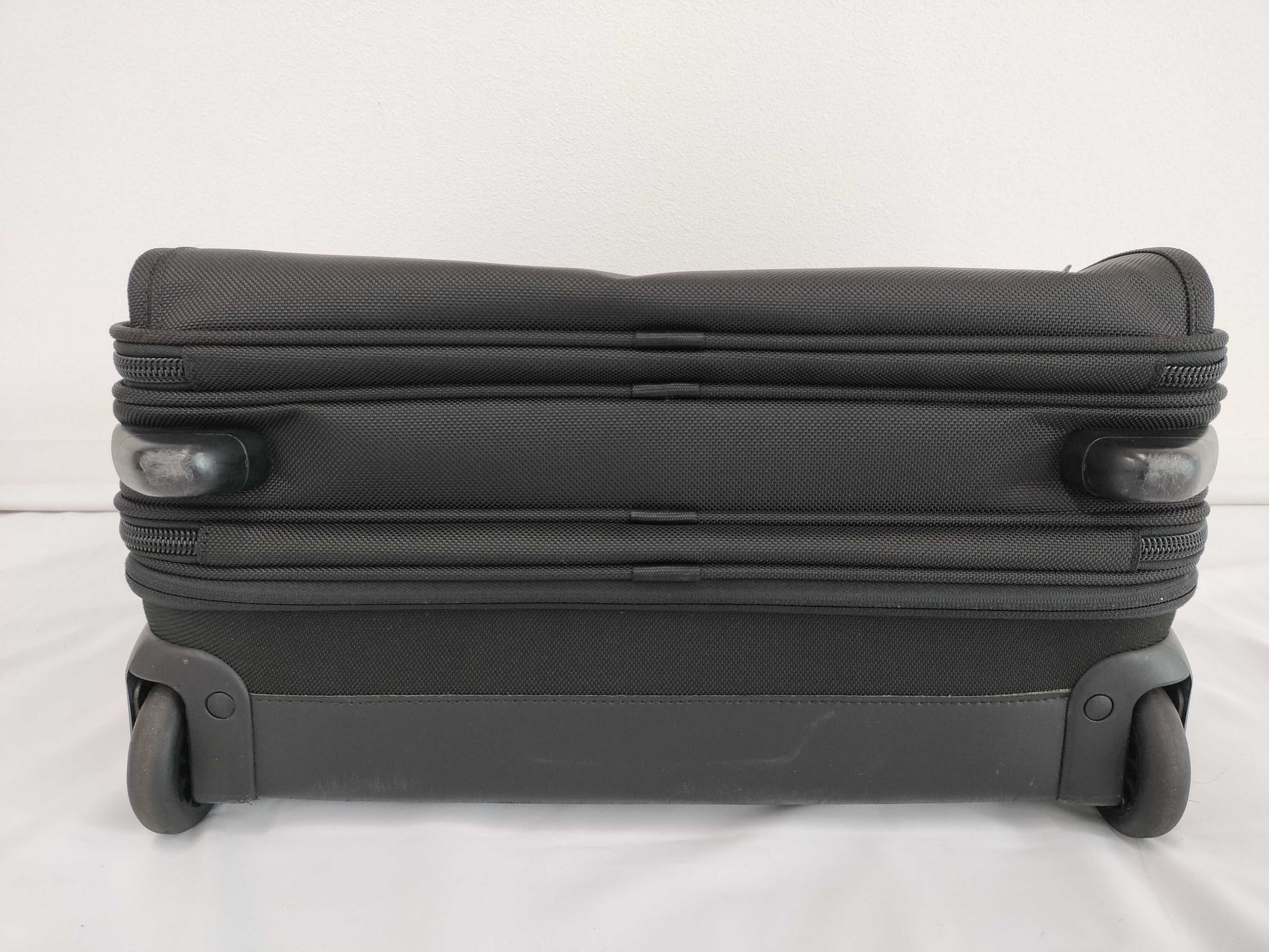 TUMI Carry Bag Carry Bag