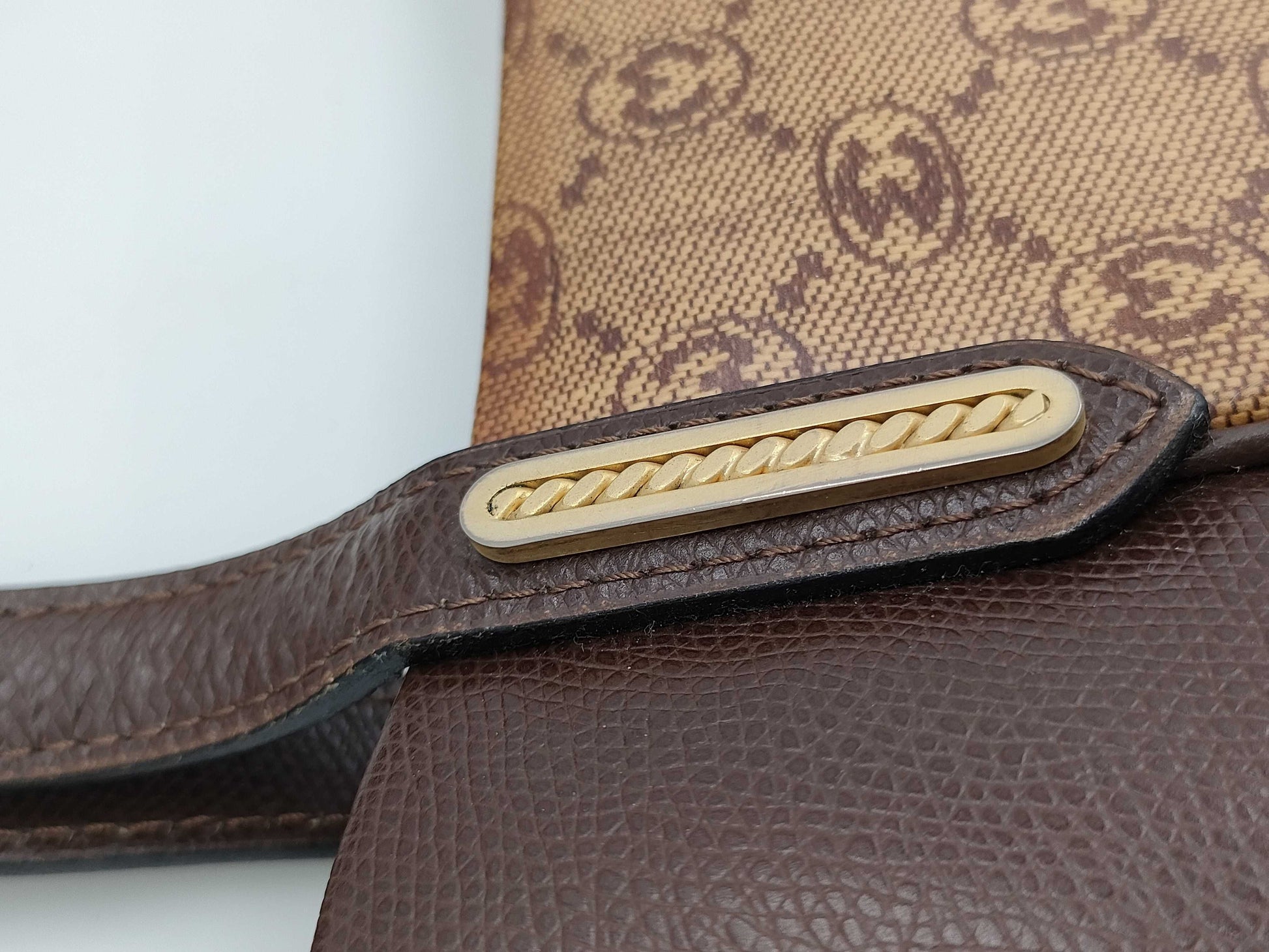 GUCCI GUCCI enamel tote bag with large peeling inside, shoulder bag