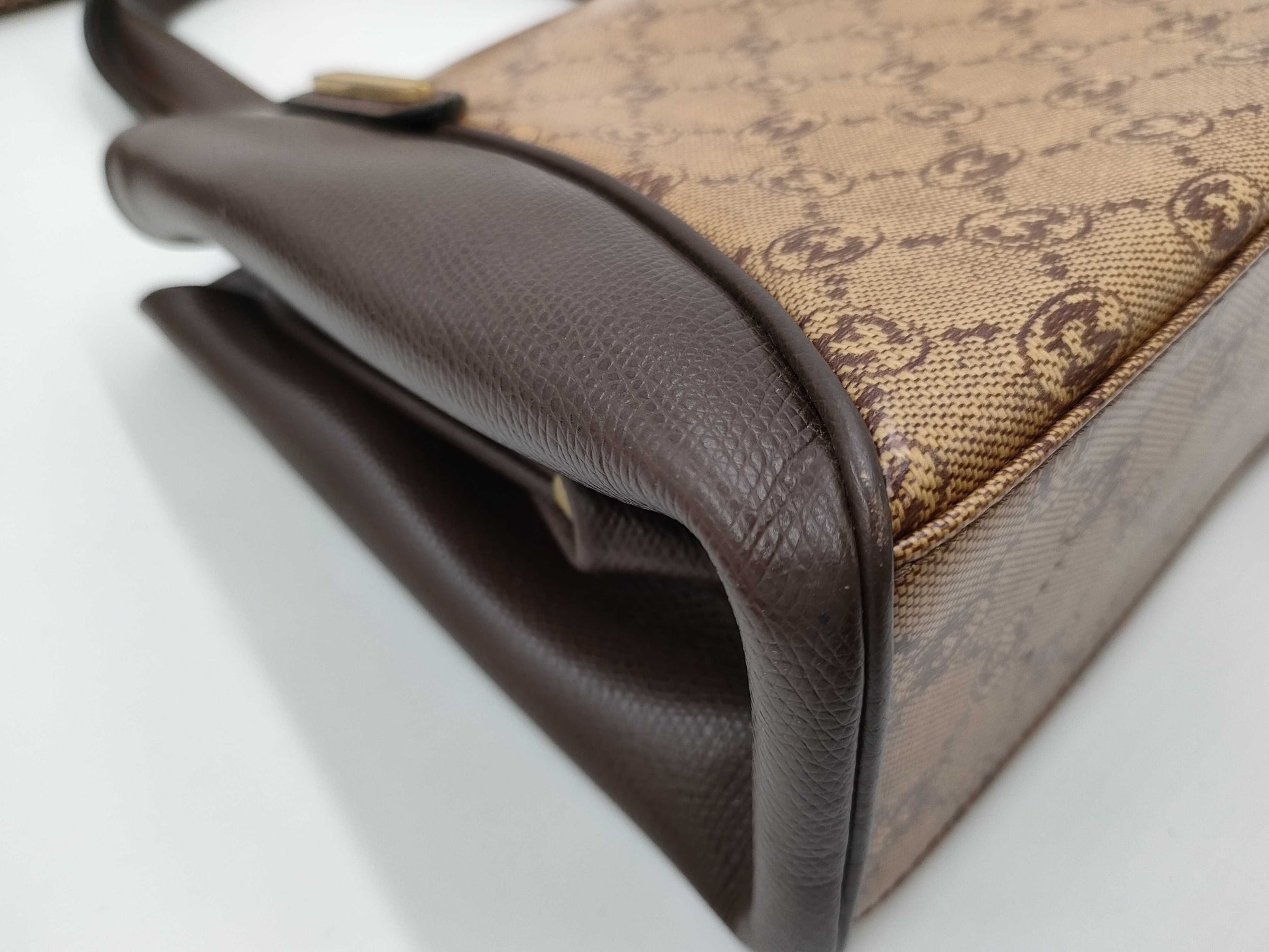 GUCCI GUCCI enamel tote bag with large peeling inside, shoulder bag
