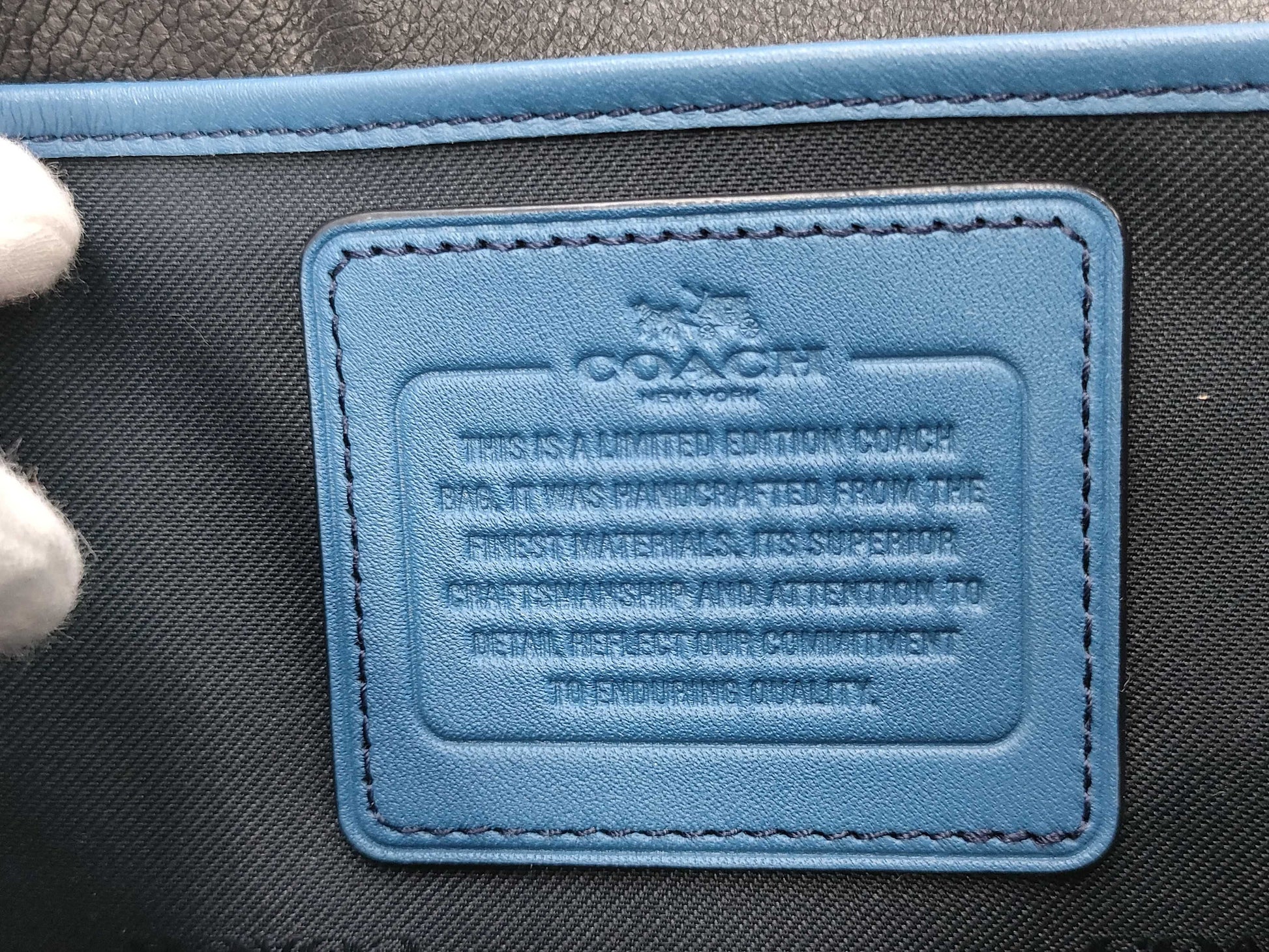 COACH 57325 / Turnlock / Leather Shoulder Bag Shoulder Bag