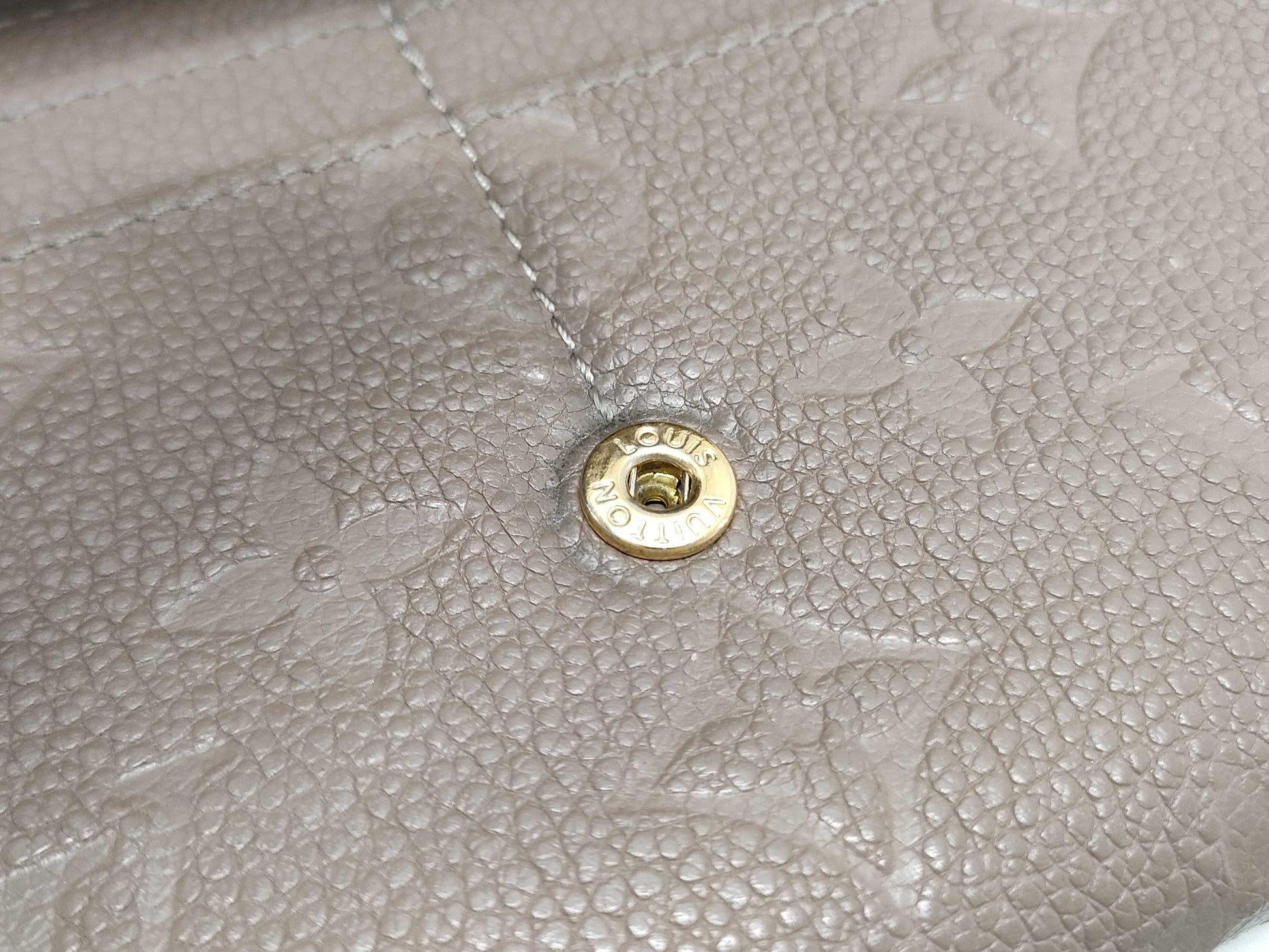 LOUIS VUITTON Monogram Empreinte Sarah CA2127 Wallet