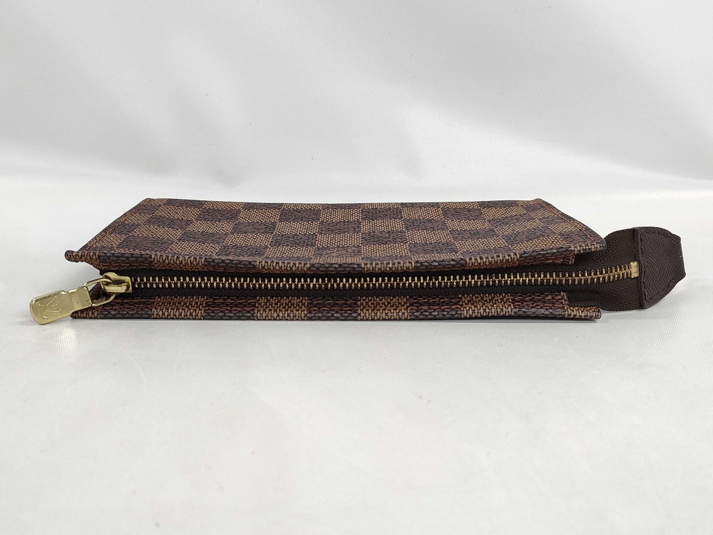 LOUIS VUITTON Damier Bucket Pouch Only