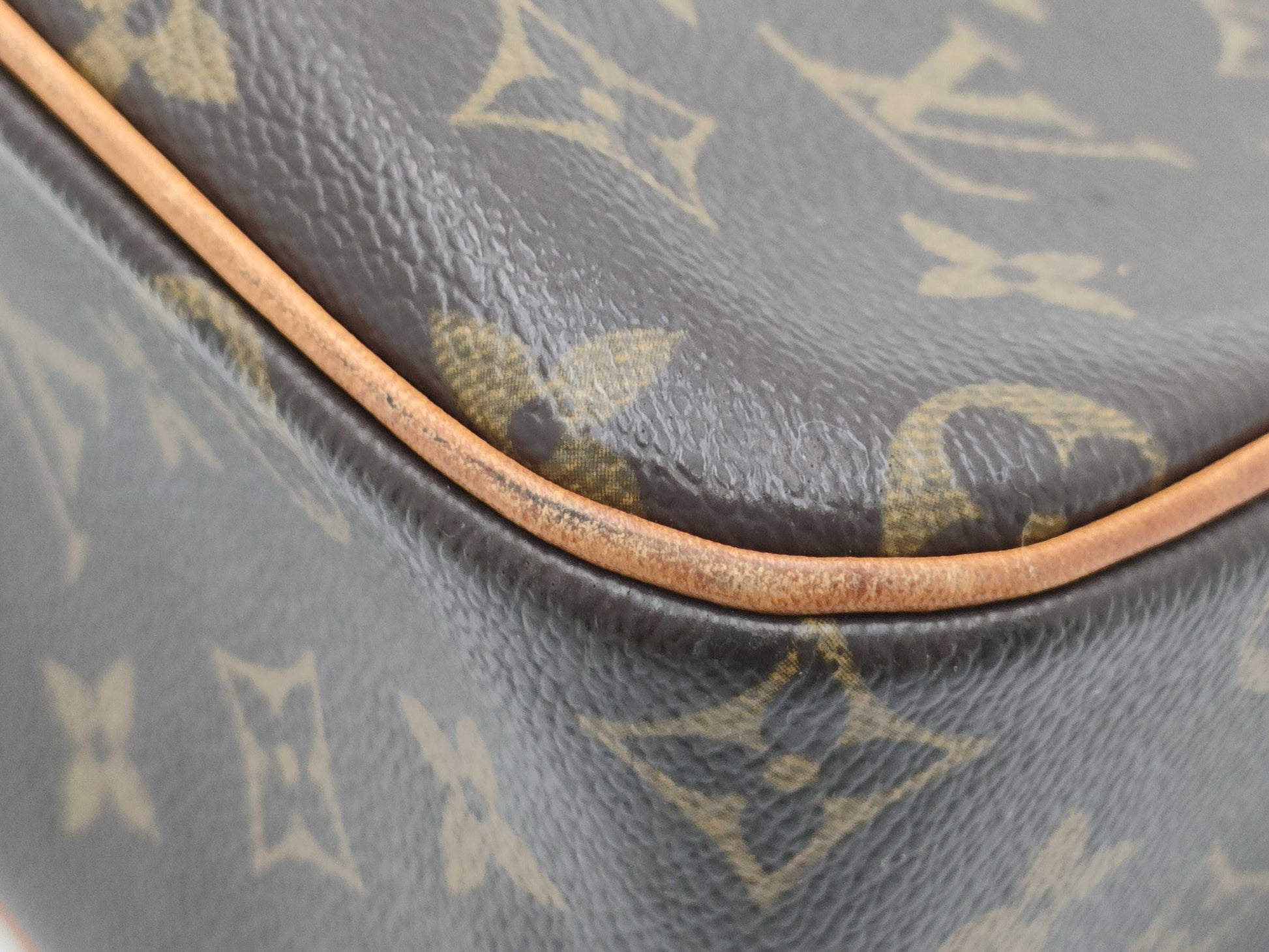 LOUIS VUITTON Monogram M51163 Viva Cite GM Shoulder Bag