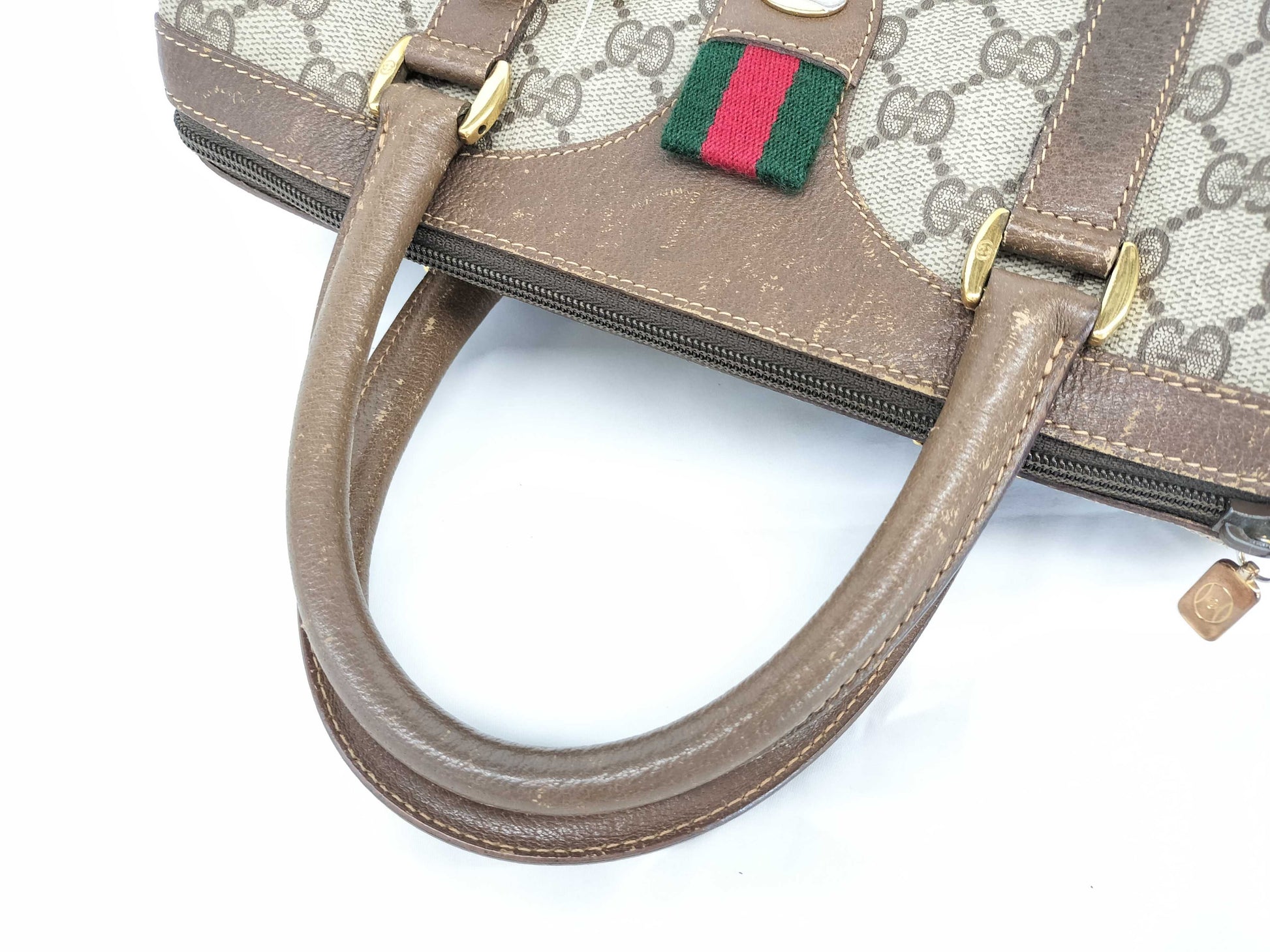 GUCCI GG Supreme Shelly Old Handbag