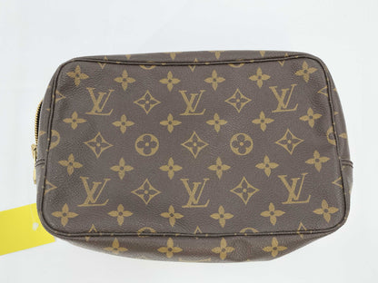 LOUIS VUITTON Monogram True Toilet 23 Pouch