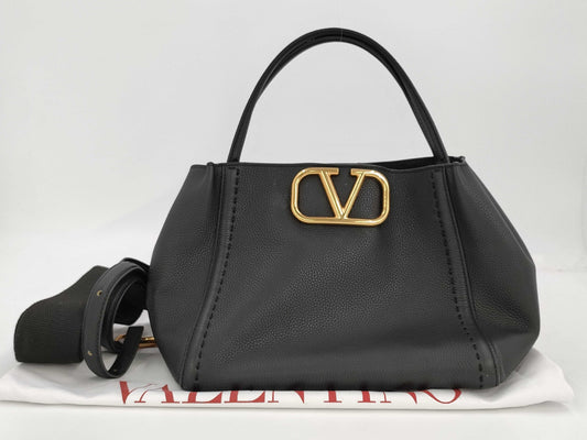Valentino Garavani / 3-way / Leather handbag / GD logo / Black handbag