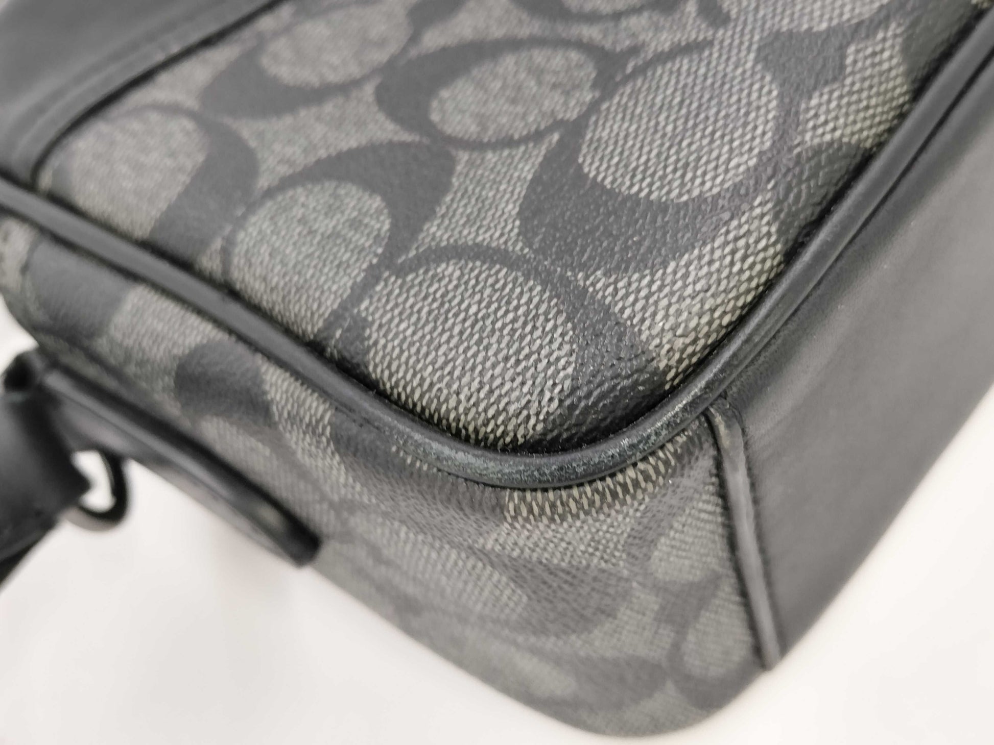COACH Signature C4149 Shoulder Bag