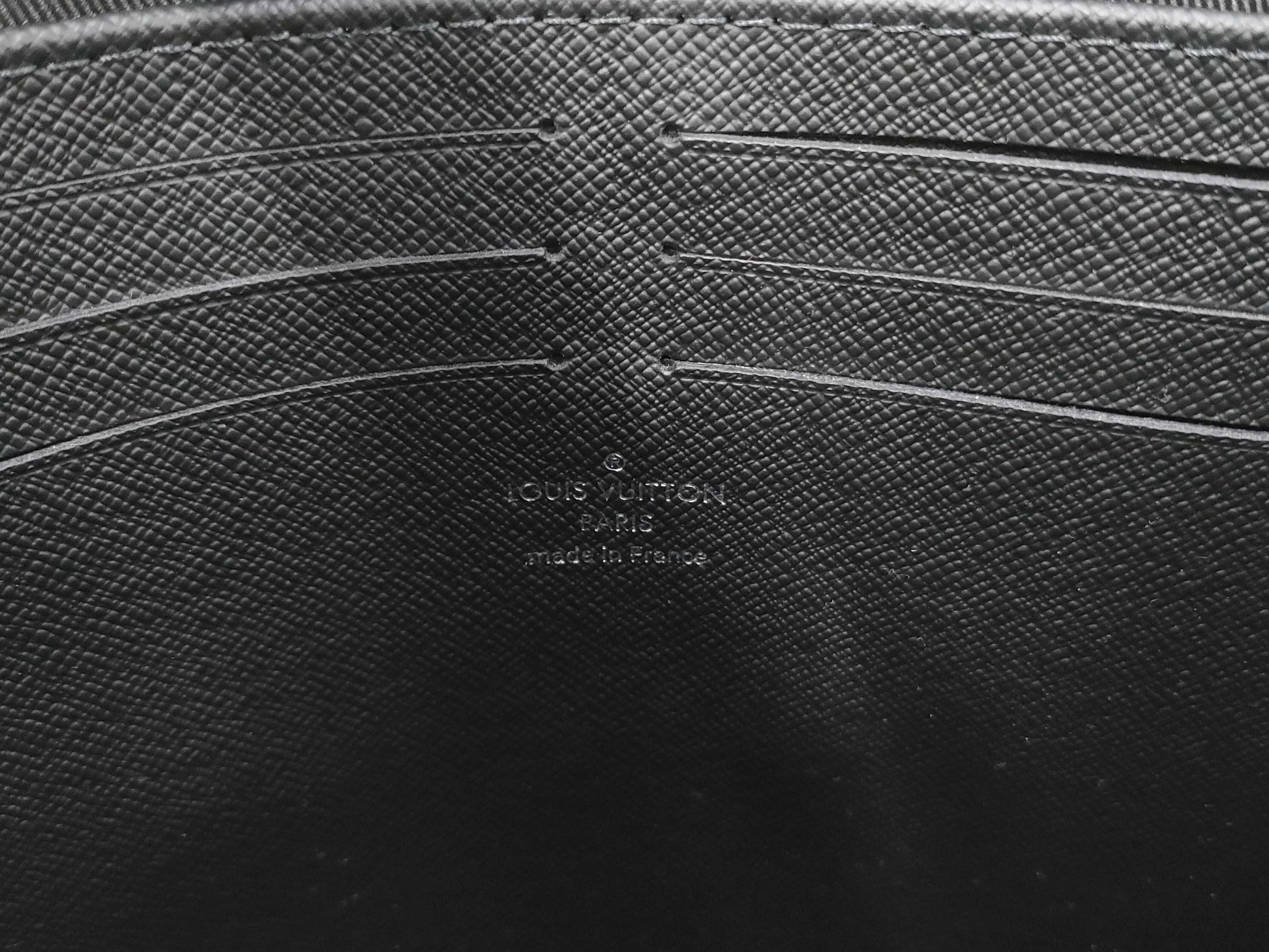 LOUIS VUITTON M61692 Monogram Eclipse Pochette Voyage MM Clutch Bag