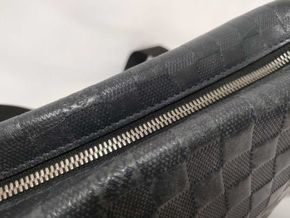 LOUIS VUITTON Damier Infini N42415 Infini Discovery Messenger PM Shoulder Bag