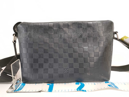 LOUIS VUITTON Damier Infini N42415 Infini Discovery Messenger PM Shoulder Bag