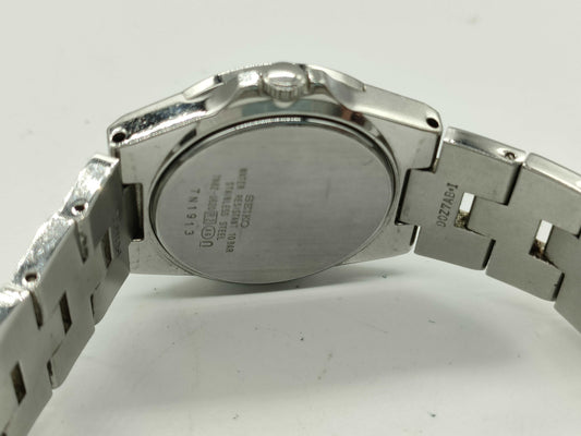 SEIKO 7N82-0620 Women's Watch