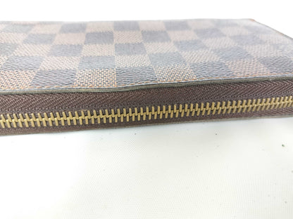 LOUIS VUITTON Damier Zippy Wallet Wallet
