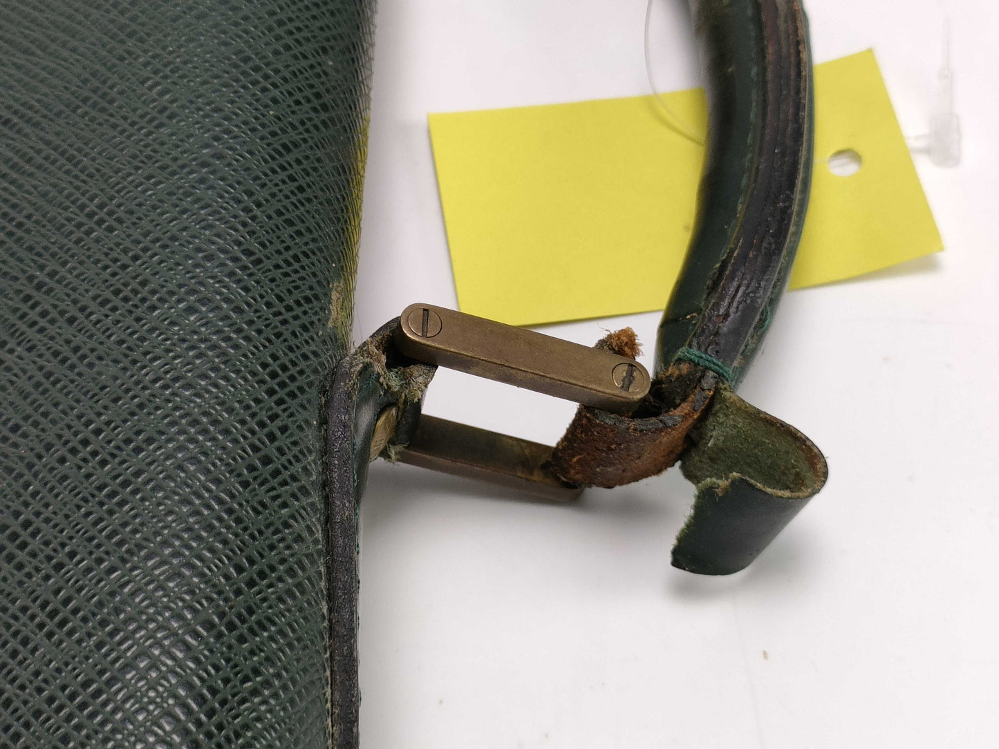 LOUIS VUITTON Taiga Taiga Conseier Business Bag