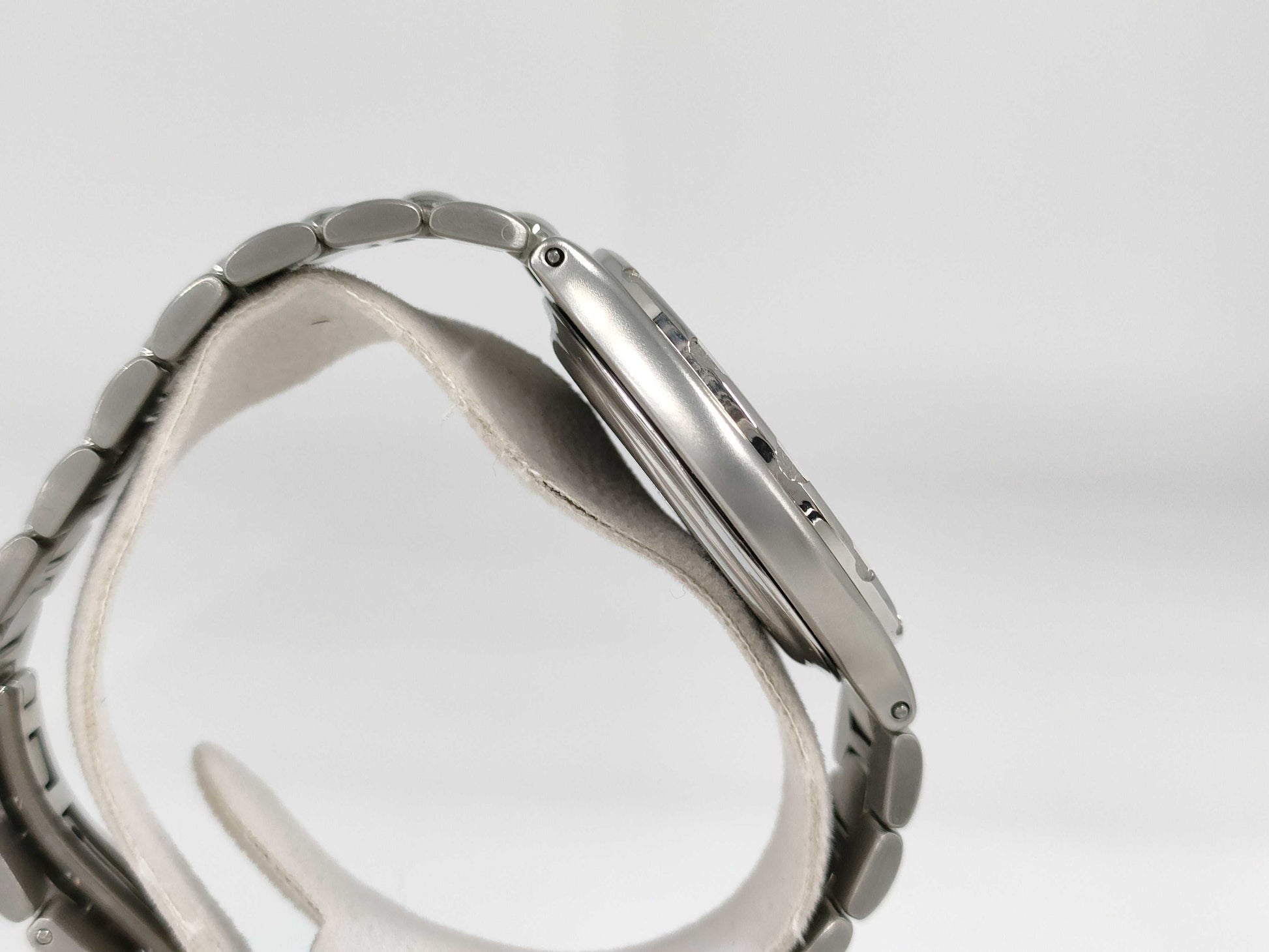 LONGINES L1.613.4 26469107 Unused Boys' Watch