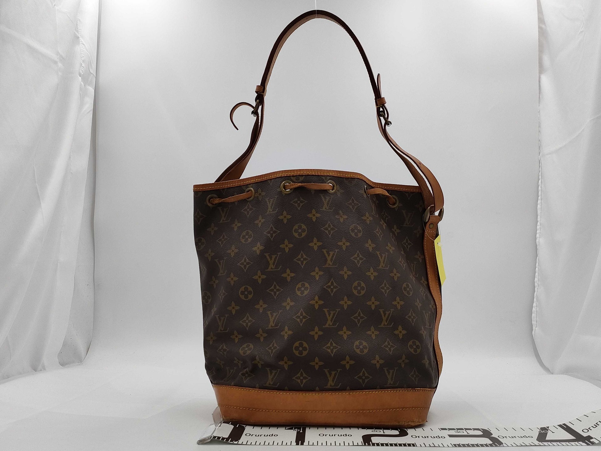 LOUIS VUITTON Monogram Noe Shoulder Bag