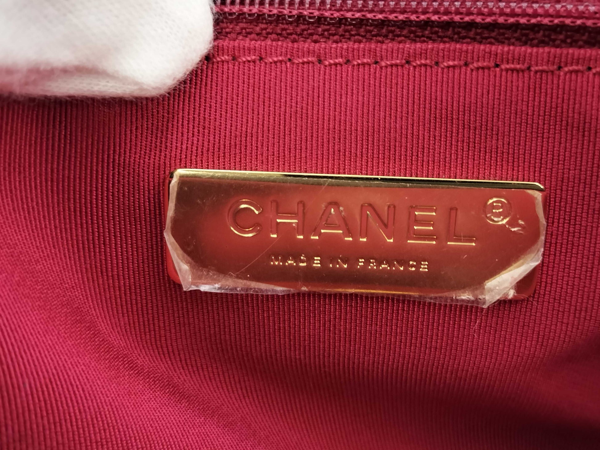 CHANEL Lambskin Chanel 19 Chain Shoulder Bag