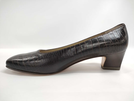 Salvatore Ferragamo pumps in excellent condition