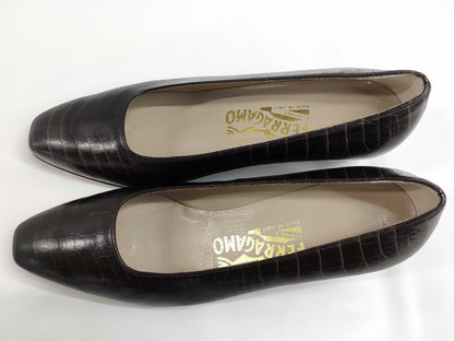Salvatore Ferragamo pumps in excellent condition