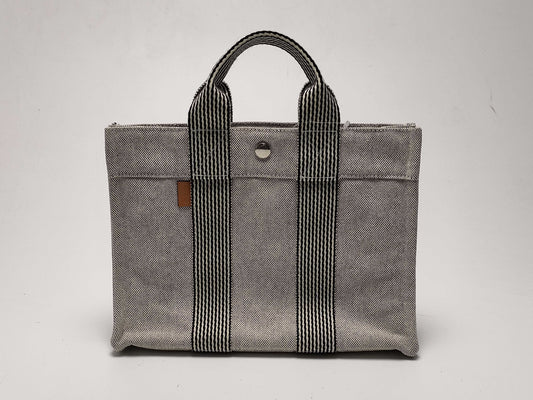HERMES New Four Toe PM Tote Bag
