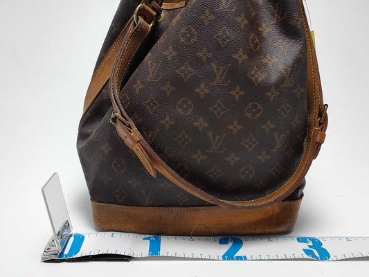 LOUIS VUITTON Monogram Noe Shoulder Bag