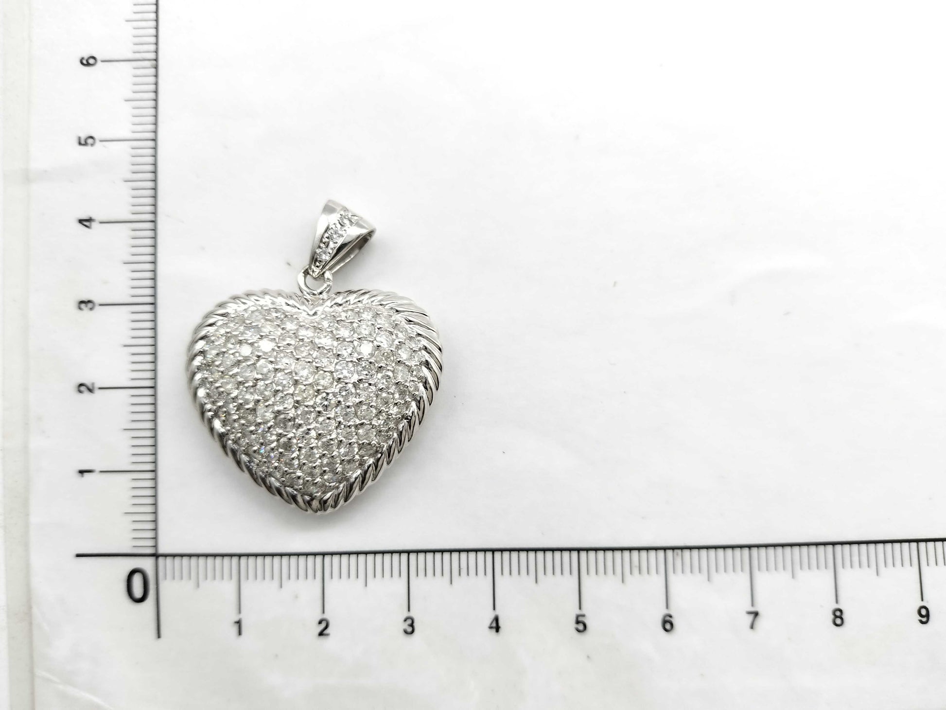 D3.00ct Pt900 14.8g Pendant Top 