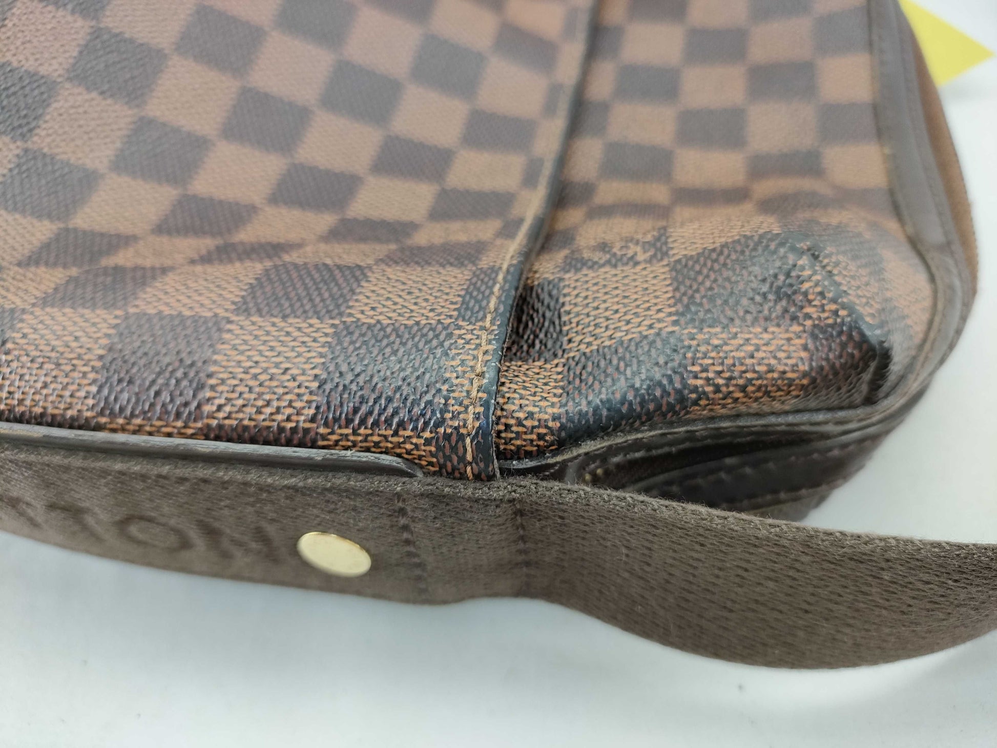 LOUIS VUITTON Damier N41135 Trotter Beaubourg Damier Shoulder Bag