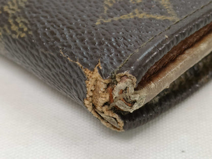LOUIS VUITTON Monogram Wallet 