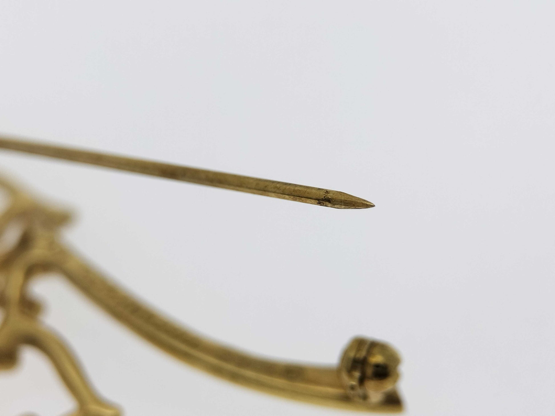 Tiffany & Co. Brooch, 18K Gold, 7.0g, Brooch 