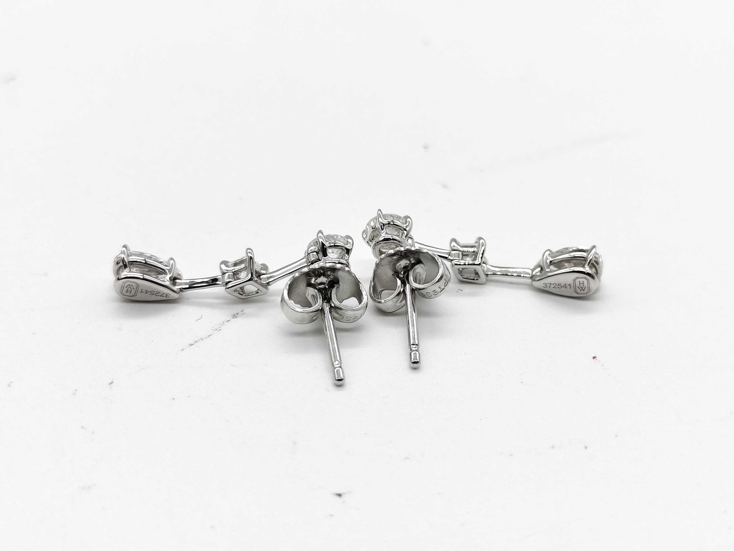 HARRY WINSTON Classic Cascade Diamond PT950 2.7g Earrings 