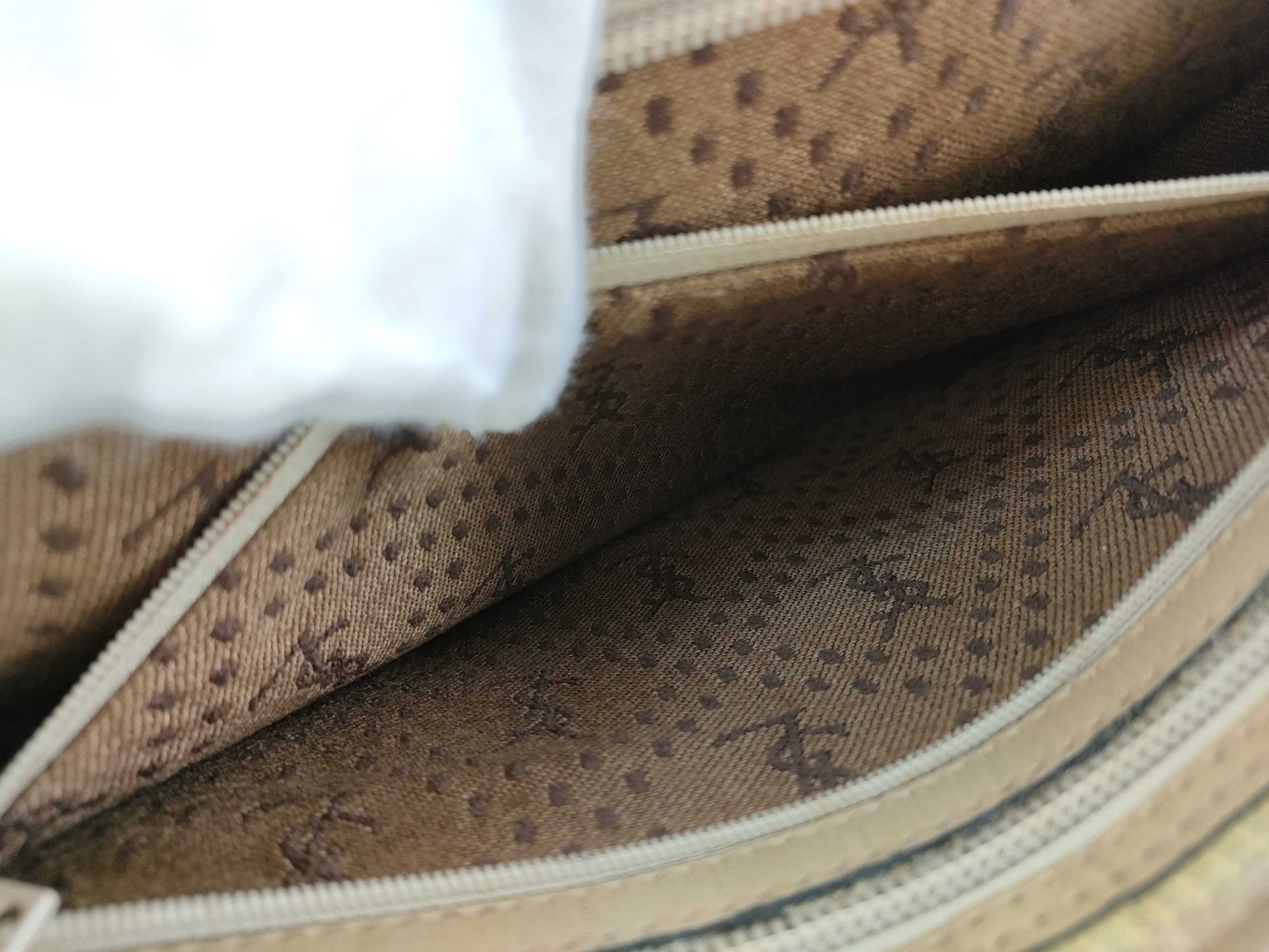 Yves Saint Laurent Clutch Second Bag
