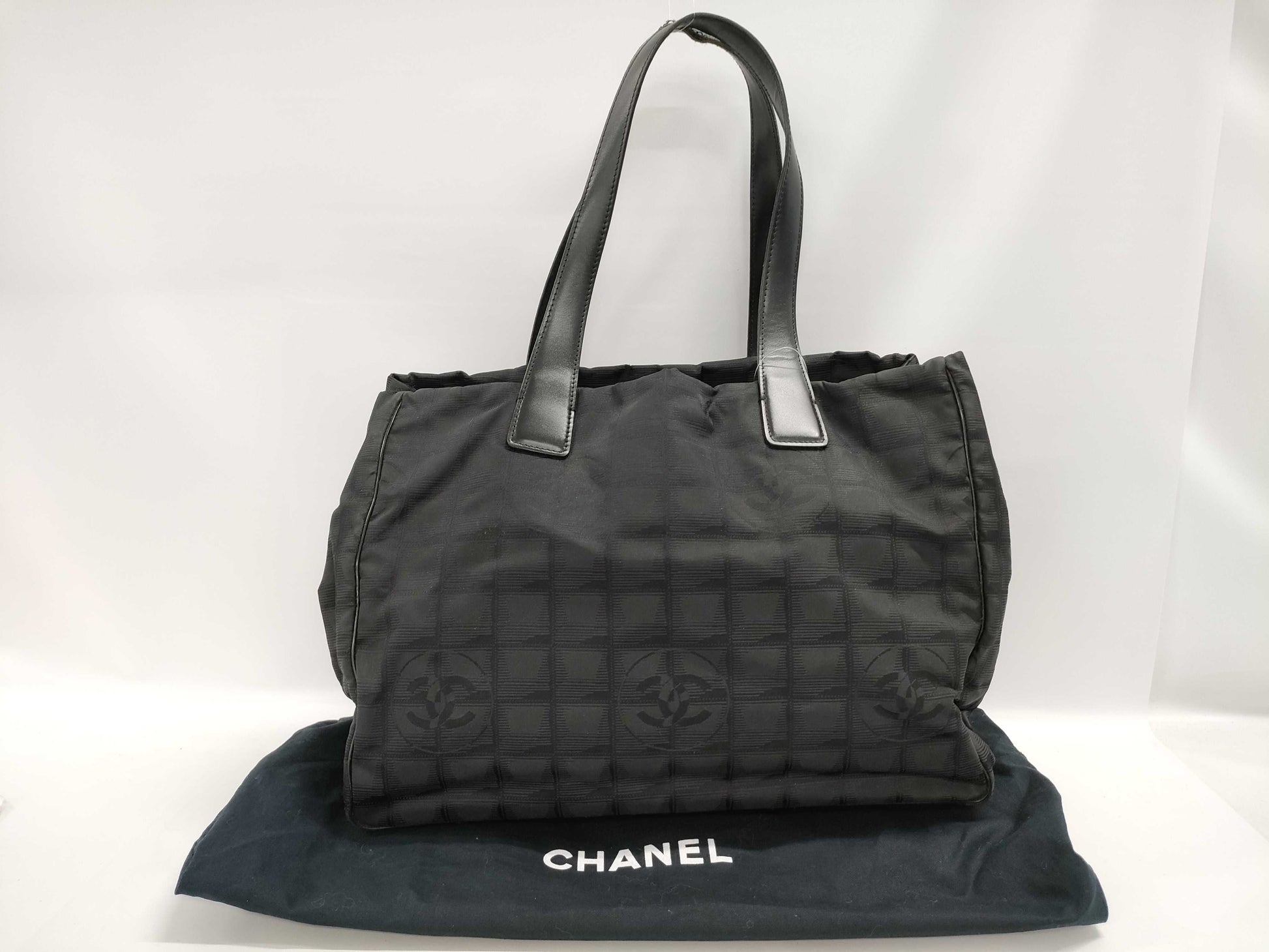 CHANEL New Travel Line Nylon x Leather Tote Bag Black