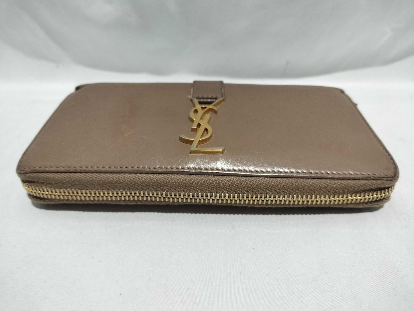 (10461_0053) Yves Saint Laurent Long Purse Purse