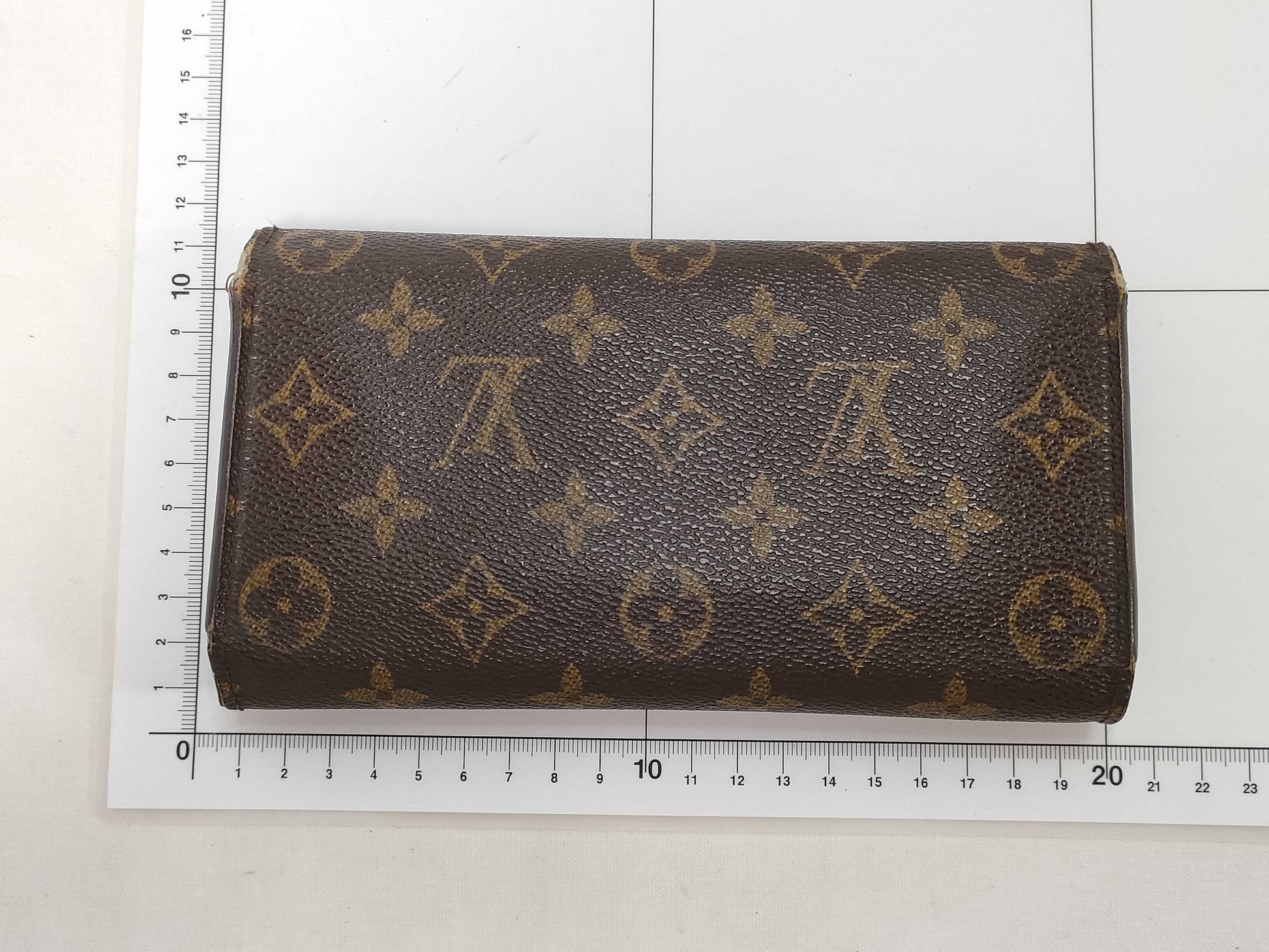 LOUIS VUITTON Monogram Damier Wallet 