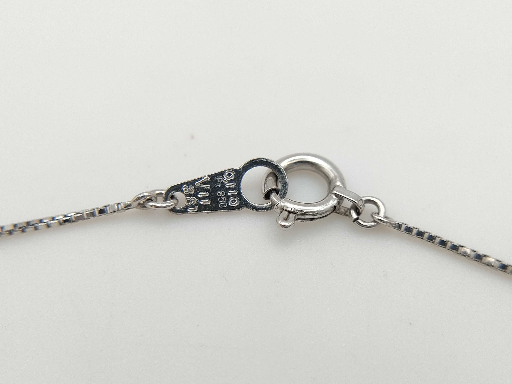 D0.110ct Pt900/Pt850 2.5g Necklace 