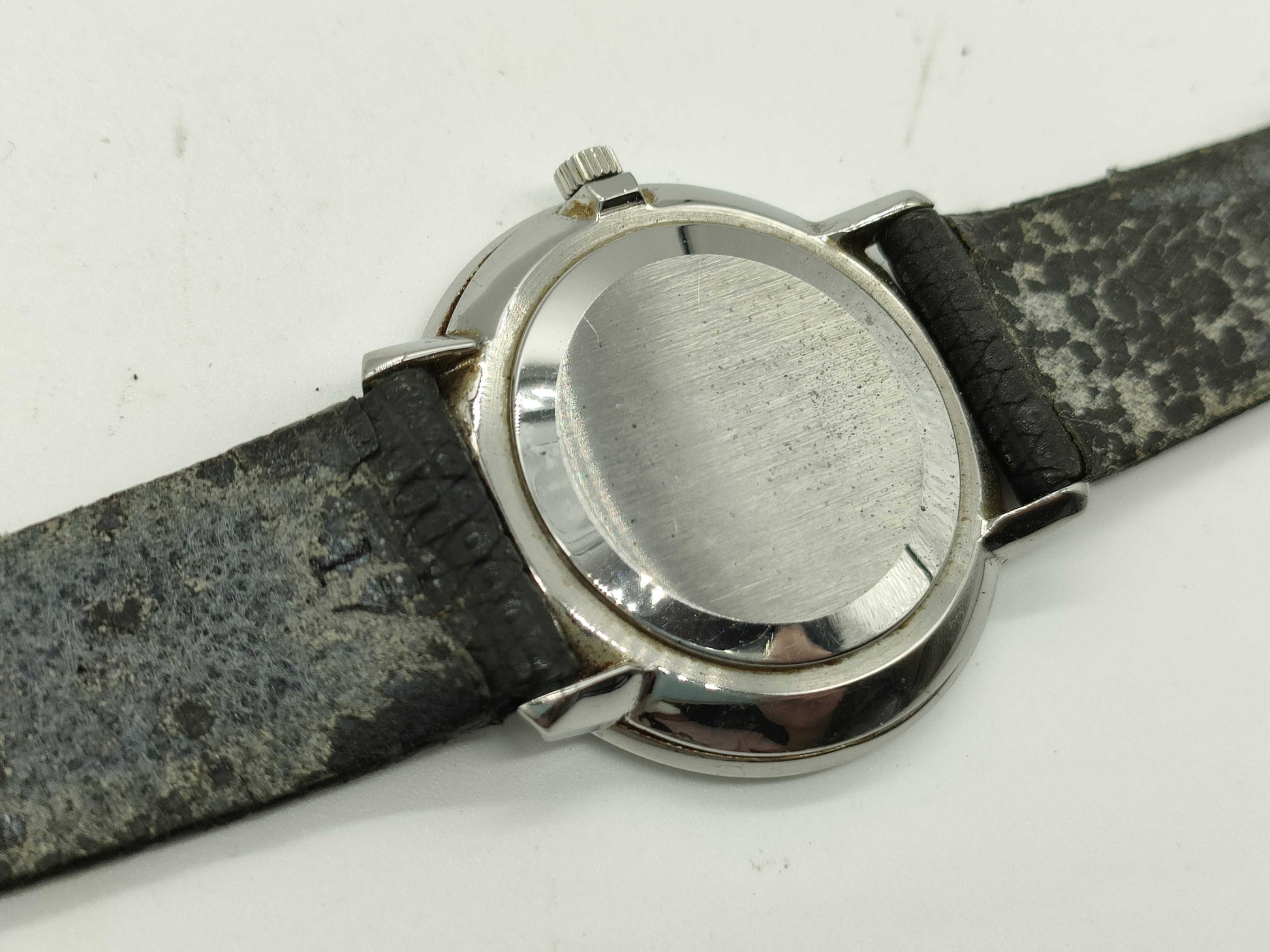 OMEGA Hand-wound Unmoving Boys' Watch