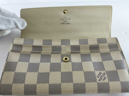 LOUIS VUITTON Damier Azur Portefeuille Sarah Wallet