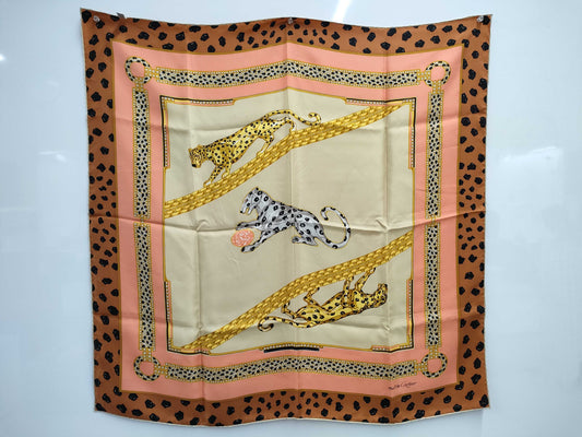 (10462_0182) Cartier Leopard Scarf