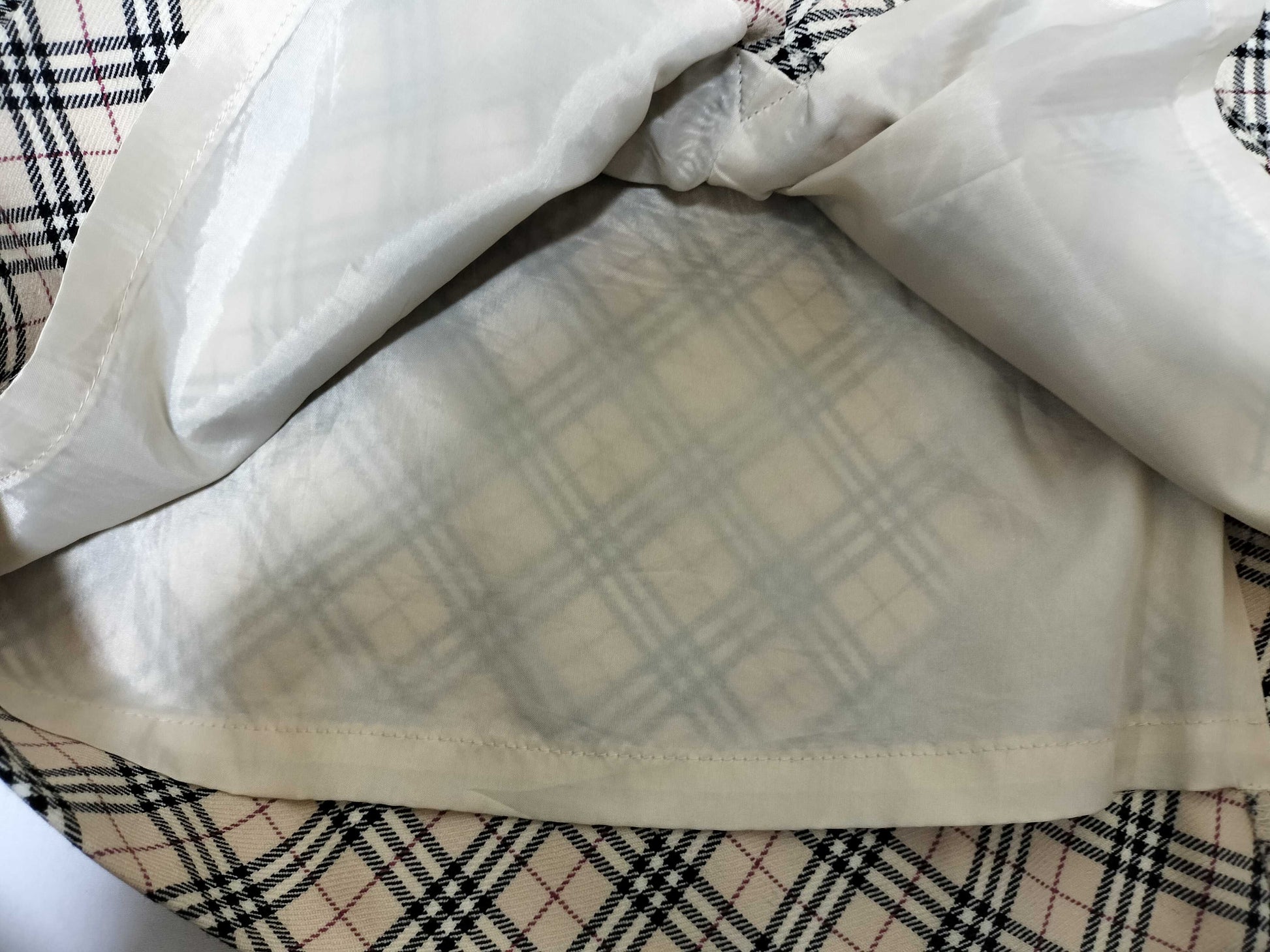 BURBERRY Checkered Skirt Skirt Skirt